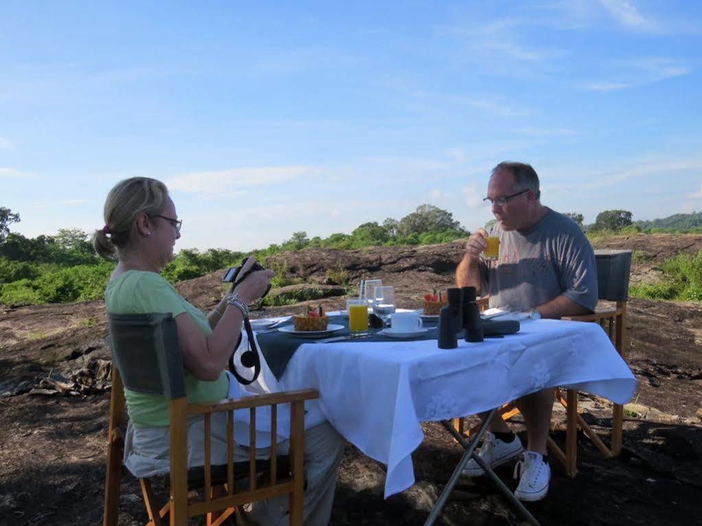 Mahoora Tented Safari Camp Udawalawe Eksteriør billede